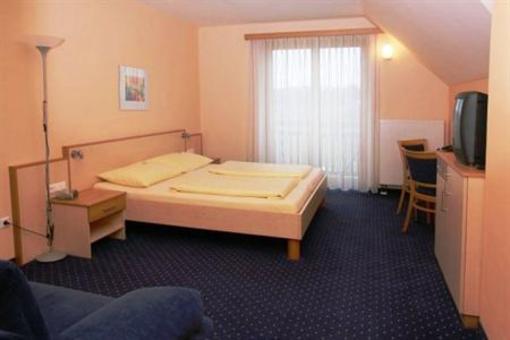 фото отеля Golfblick Hotel Garni Burgauberg-Neudauberg