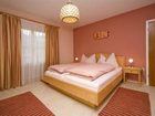 фото отеля Bauernhof Krötzhof Farmhouse Hotel Abtenau
