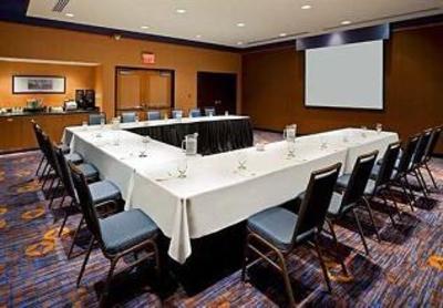 фото отеля Courtyard by Marriott Toronto Markham