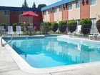 фото отеля Travelodge - Red Bluff