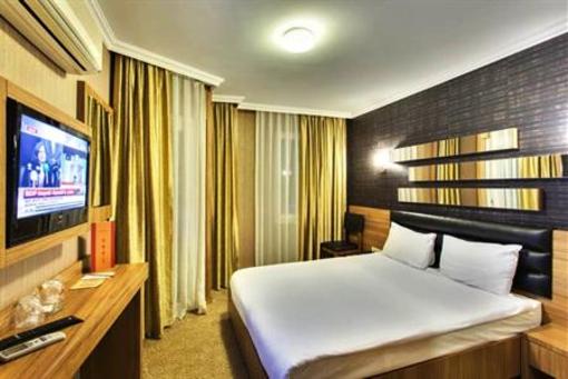 фото отеля Hotel AntRoyal