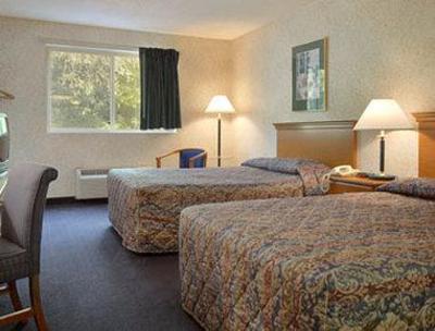 фото отеля Super 8 Kingston Motel