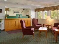 Super 8 Kingston Motel