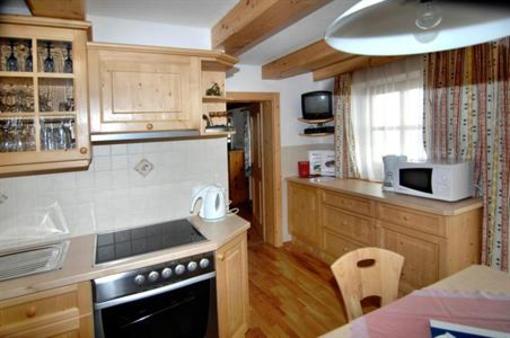 фото отеля Bio Bauernhof Peilberghof Appartement Hollersbach im Pinzgau