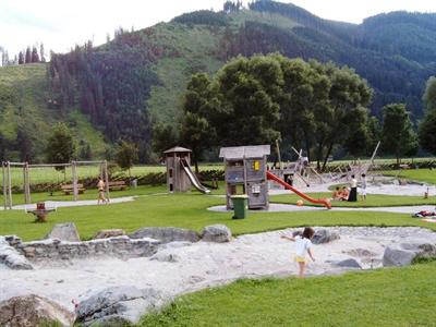 фото отеля Bio Bauernhof Peilberghof Appartement Hollersbach im Pinzgau