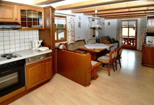 фото отеля Bio Bauernhof Peilberghof Appartement Hollersbach im Pinzgau
