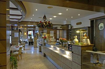 фото отеля Hotel Hennies Isernhagen