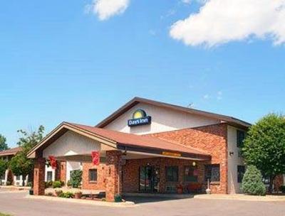 фото отеля Mounds View Days Inn Twin Cities North