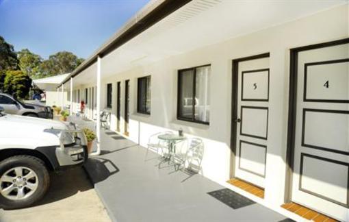фото отеля Annalee Motel Beaudesert