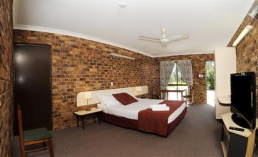 фото отеля Annalee Motel Beaudesert