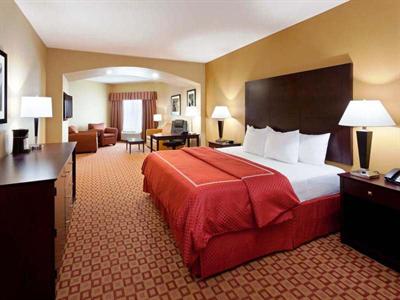 фото отеля La Quinta Inn & Suites Verona