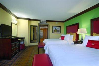 фото отеля Crowne Plaza Suites Houston Southwest