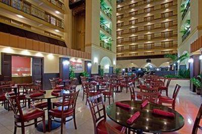 фото отеля Crowne Plaza Suites Houston Southwest