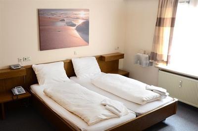 фото отеля Hotel Sandstern