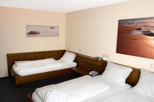 фото отеля Hotel Sandstern