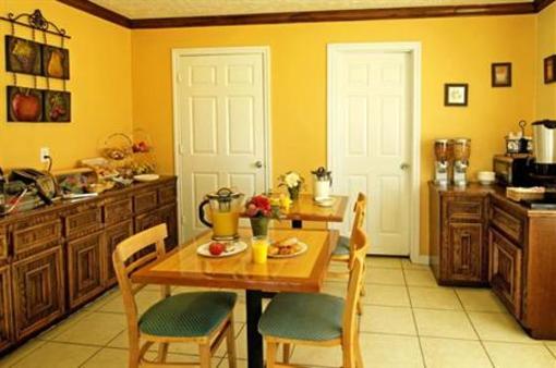 фото отеля Americas Best Value Inn & Suites - Waller/Houston