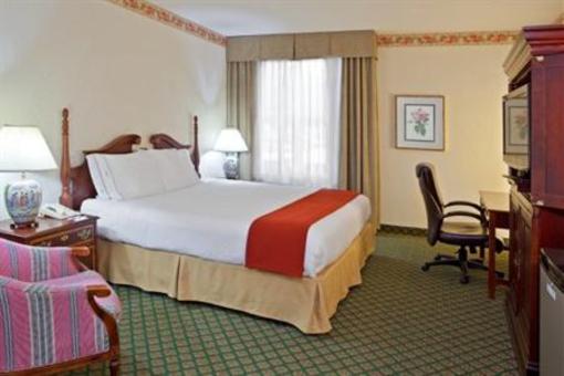 фото отеля Holiday Inn Express Allen Park-Dearborn