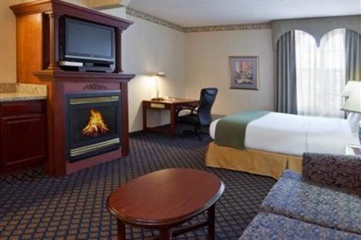 фото отеля Holiday Inn Express Allen Park-Dearborn