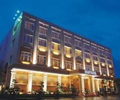 фото отеля First Hotel New Wing