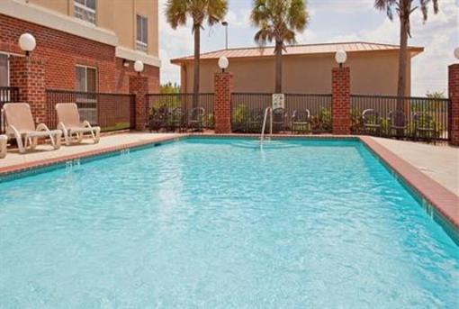 фото отеля Holiday Inn Express & Suites Lucedale