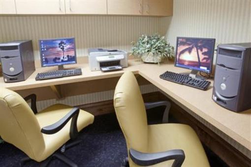фото отеля Holiday Inn Express & Suites Lucedale