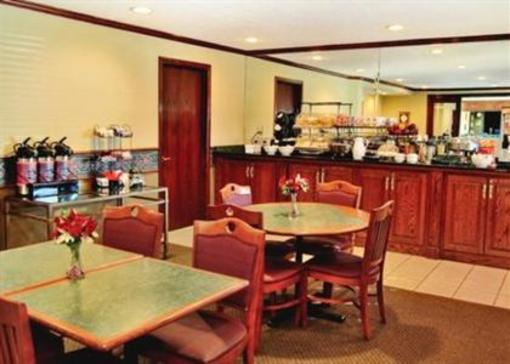 фото отеля Comfort Inn Mayfield Heights