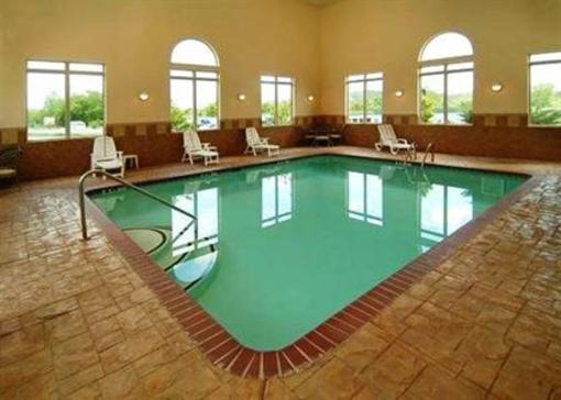 фото отеля Comfort Suites Batesville