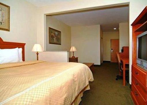 фото отеля Comfort Suites Batesville