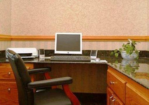 фото отеля Comfort Suites Batesville