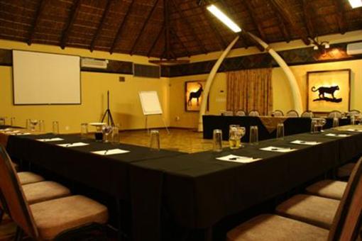 фото отеля Mabalingwe Nature Reserve Lodge Bela Bela