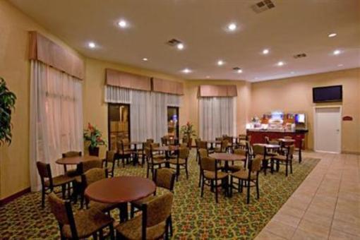 фото отеля Holiday Inn Express Perris-East