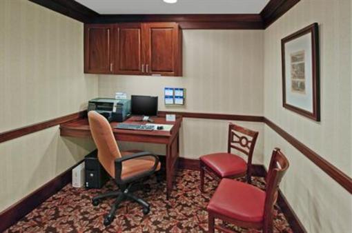 фото отеля Best Western Plus Black Rock Inn