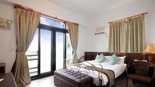 фото отеля Skyey Ocean B&B