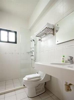 фото отеля Skyey Ocean B&B