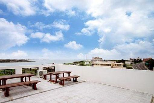 фото отеля Skyey Ocean B&B