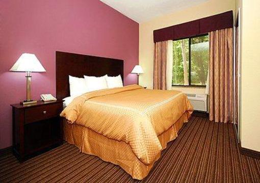 фото отеля Comfort Suites Sanford