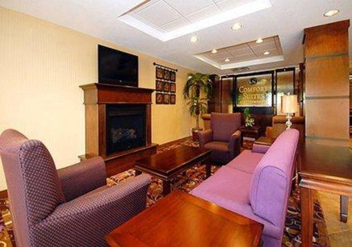 фото отеля Comfort Suites Sanford