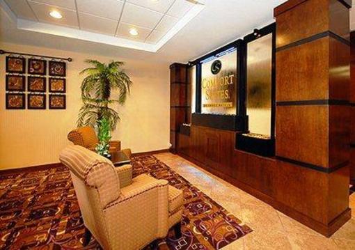 фото отеля Comfort Suites Sanford