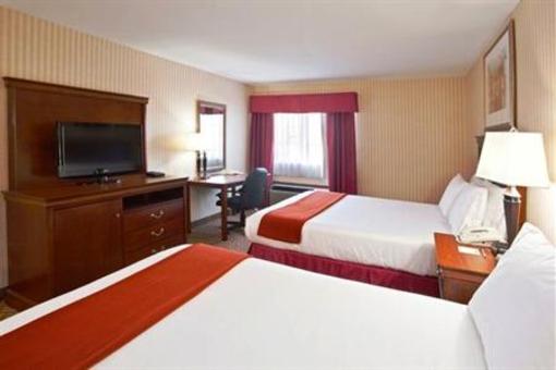 фото отеля Holiday Inn Express Hotel & Suites Brighton