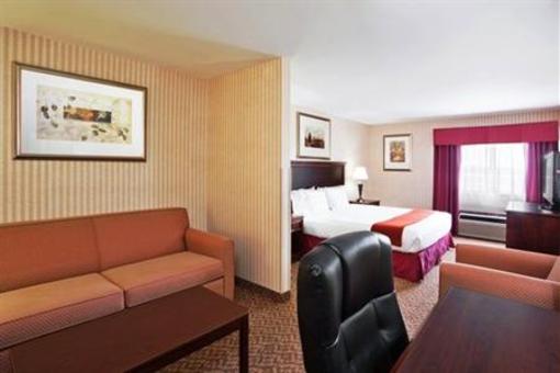 фото отеля Holiday Inn Express Hotel & Suites Brighton