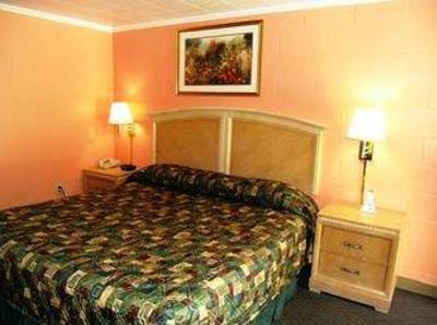 фото отеля Pilgrim Inn and Cottages Plymouth (New Hampshire)