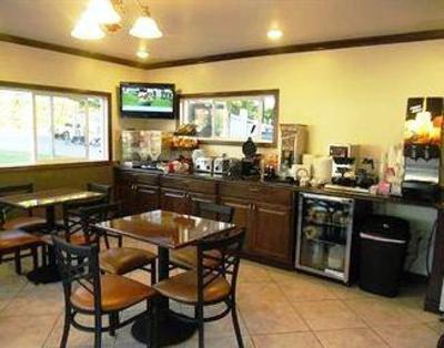 фото отеля Pilgrim Inn and Cottages Plymouth (New Hampshire)