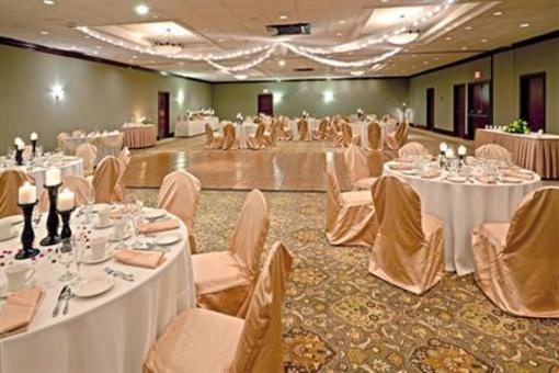 фото отеля Holiday Inn Oneonta