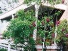 фото отеля Carole's Purrfect Bed and Breakfast