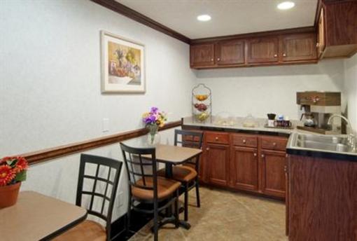 фото отеля Americas Best Value Inn & Suites Conyers