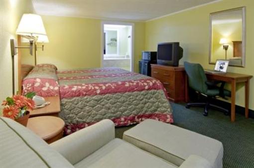 фото отеля Americas Best Value Inn & Suites Conyers