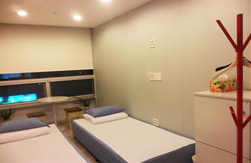 фото отеля Hostel The New Day