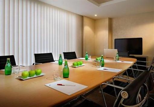 фото отеля Residence Inn by Marriott Manama Juffair