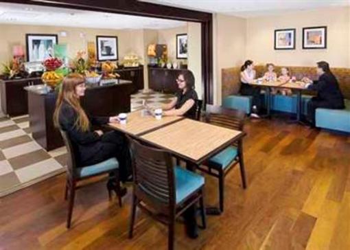 фото отеля Hampton Inn & Suites Sarasota University Park