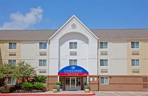 фото отеля Candlewood Suites Houston-Town & Country